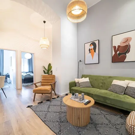 The Grove Hideaway 2br Retreat Budapest