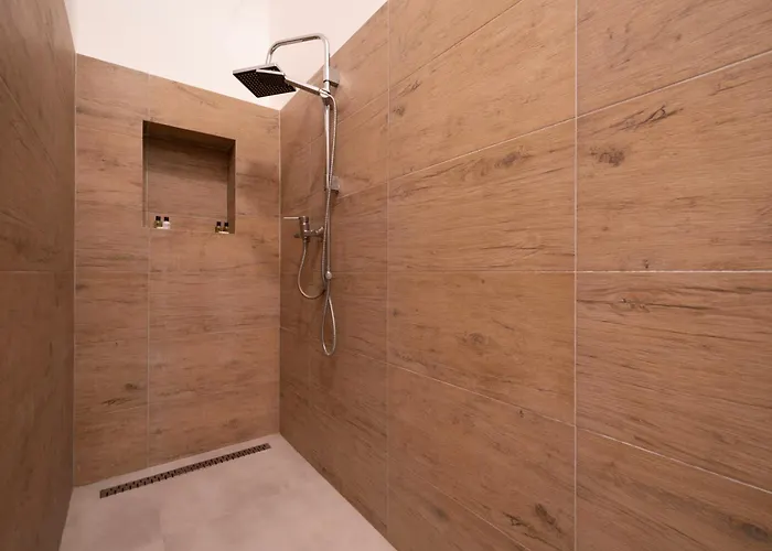 The Grove Hideaway 2br Retreat * ブダペスト